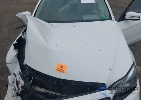 2016 Mercedes-Benz E 350 4Matic z USA, uszkodzony, nr VIN WDDHF8JB1GB182649